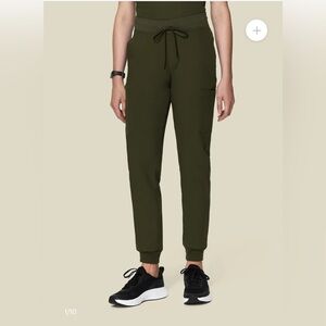 Mandala Size S 9 Pocket Cargo Scrub Bottoms